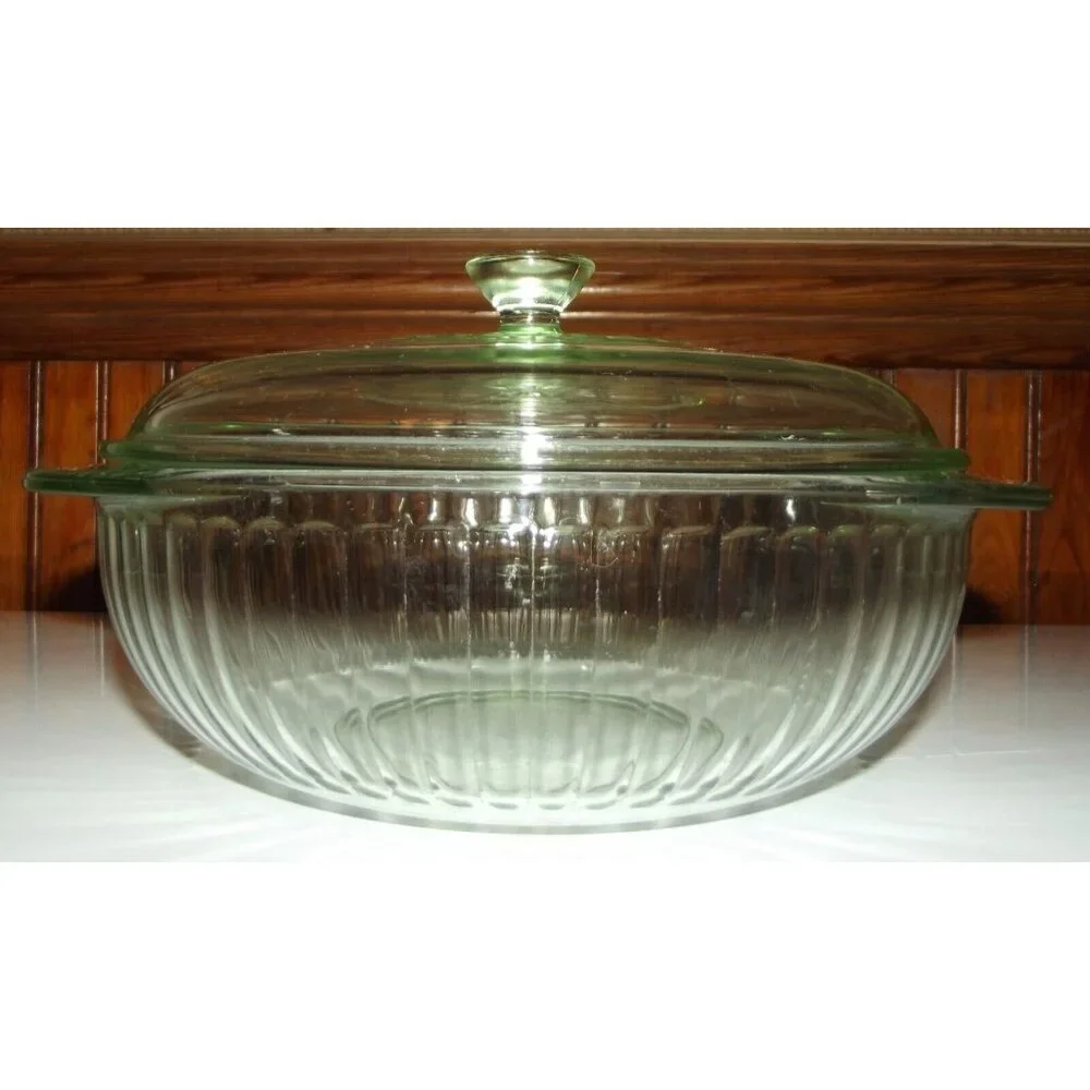 Pyrex 024 Clear Light Green Tint 2 Quart Casserole W/Lid
